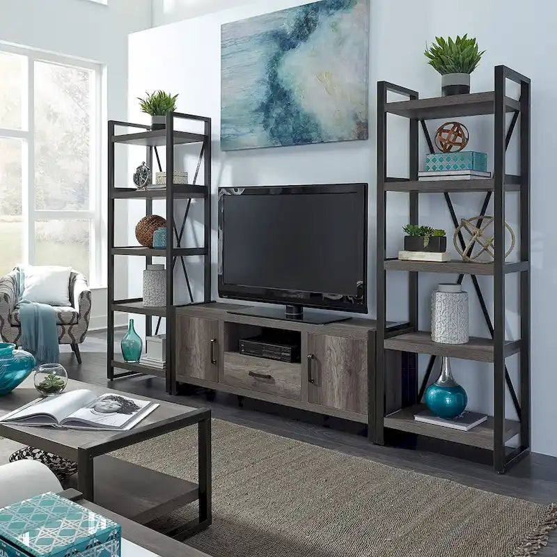 Entertainment Center w Piers